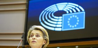 Vaccini, Von der Leyen “Richiameremo AstraZeneca ai suoi obblighi”