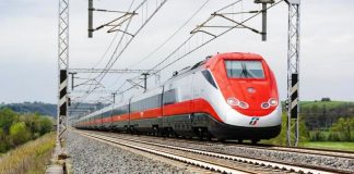 Alta velocità, dopo l’emergenza Covid le Ferrovie punteranno di più su trasporto merci e turismo
