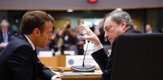 Vaccini, Draghi-Macron “Incoraggianti le dichiarazioni dell’Ema”