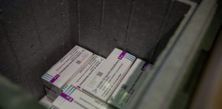 Vaccini, consegnate oggi oltre 270 mila dosi di AstraZeneca