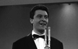 Nel 2024 il centenario del grande Achille Togliani. Fu anche precursore della Nazionale Cantanti a Mantova l’11 giugno