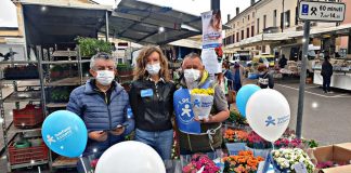 Bozzolo, al mercato settimanale raccolta fondi per Telefono Azzurro