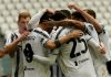Tris della Juventus al Genoa, vincono Napoli e Lazio