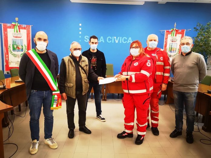 Il buon cuore degli sportivi di Polesine: donazione alla Croce Rossa di Suzzara