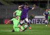 Vlahovic trascina la Fiorentina, battuta la Lazio 2-0