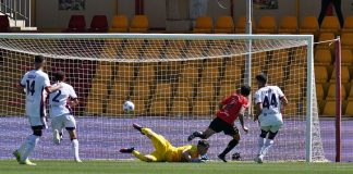 Il Cagliari vince lo spareggio salvezza, 3-1 a Benevento