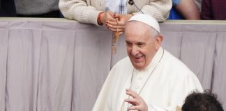 Papa “Inverno demografico ancora freddo e buio”