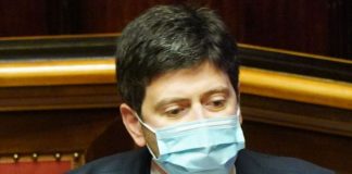 Vaccino, Speranza “Presto via libera per 12-15enni”