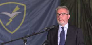 L’Italia lascia l’Afghanistan, Guerini “Ora non sprecare risultati”
