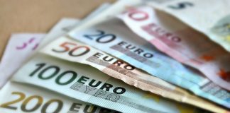 Sondaggi, spese e paura di indebitarsi opprimono gli italiani