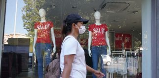 Saldi estivi, sabato si parte. 170 euro la spesa media a famiglia