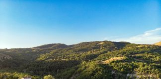 Turismo, 1 italiano su 3 cerca case o ville