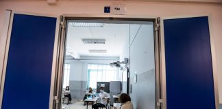 Covid, Ats: positivo il 4,6% della popolazione scolastica mantovana. Test salivari: un solo caso in provincia