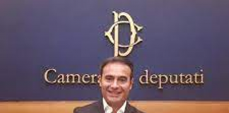 Omofobia, sottosegretario Sasso: “Furore ideologico su gender in scuola Pisa”