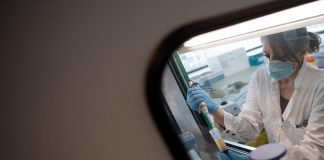 Mix vaccini, al via studio su efficacia e sicurezza allo Spallanzani