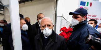 De Luca: “Stop Johnson & Johnson e AstraZeneca a under 60”