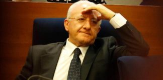 Covid Napoli, De Luca: “Con variante Delta rischiamo nuova chiusura”