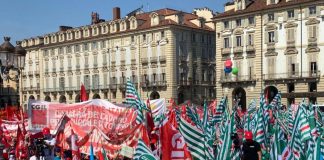 Sindacati in piazza, Landini: “Non è il momento di ulteriori fratture sociali”