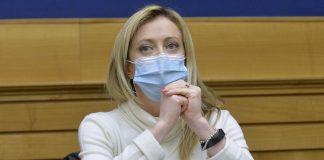 Ddl Zan, Meloni: “Stop dibattito, prima si risolva contenzioso con Vaticano”