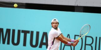Berrettini e Sonego avanzano a Londra, Giorgi e Mager Ko