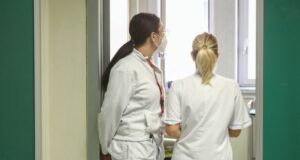 Lavoro, a giugno contagi Covid al minimo storico