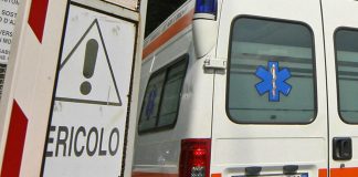 Napoli, accoltella alla gola il marito durante una lite: arrestata 40enne