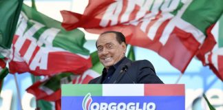 La doppia partita di Berlusconi: partito unico e sogno Colle