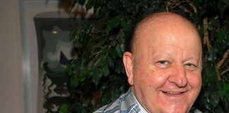 M5S, Boldi ‘vota’ Grillo: “Sa quello che fa”