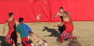 Europei, Calcio Storico Fiorentino: “‘It’s coming home?’ Se vince l’Italia, la coppa torna a casa”