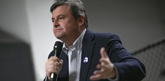 Vaccini, Calenda e la proposta (fallita) ai candidati per Roma