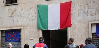 Casapound, Raggi dal prefetto: verso sgombero sede a Roma