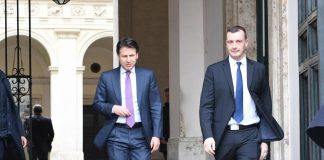 M5S, Casalino: “Ci sono condizioni per pace Conte-Grillo”