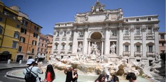 Covid Italia, Rt in calo a 0,63