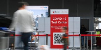Covid, Oms: “Attenti ai viaggi, ancora rischi”