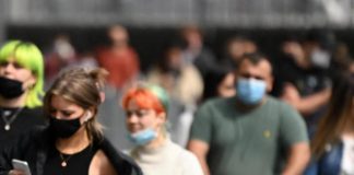 Covid oggi Gb, 30mila nuovi contagi in un giorno