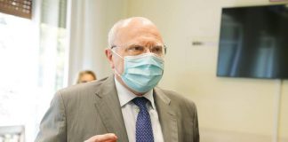 Covid, Galli: “Finché circola in under 40 non ne usciamo”