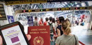 Green pass, Costa: “Verso rilascio solo dopo doppia dose di vaccino”