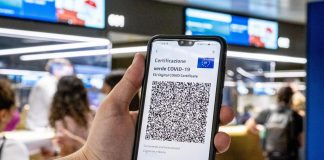 Green pass, multe a chi non lo ha fino a 400 euro e chiusura dei locali per 5 giorni Green pass, multe a chi non lo ha fino a 400 euro e chiusura dei locali per 5 giorni