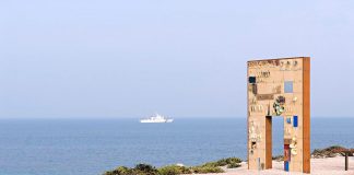 Migranti, ancora uno sbarco a Lampedusa: hotspot in affanno