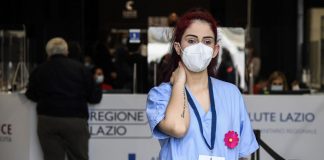 Vaccini, Locatelli: “Terza dose? Incertezza su necessità, ma prepararsi”