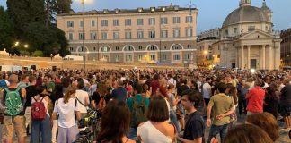 No green pass in piazza a Roma, al via fiaccolata