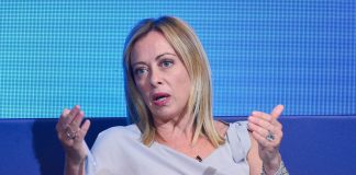 Meloni: “Da Draghi parole di terrore, Green pass mantra da imporre”