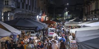 Contagi in crescita, Italia verso Green pass alla francese?