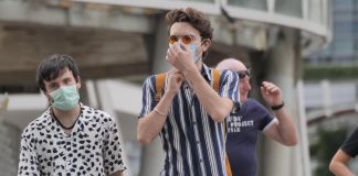 Covid, Sestili: “+75% contagi in 7 giorni, saremo come Gb in poche settimane”