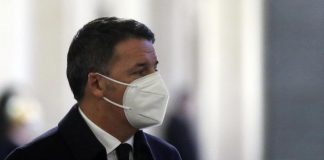 Green Pass, Renzi dice sì: “In zona rossa ci vadano i no vax”