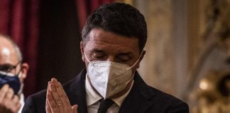 Reddito cittadinanza, Renzi insiste: “Chi di referendum ferisce…”
