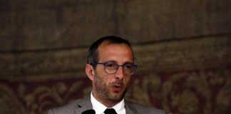 No green pass, identificati no vax sotto casa del sindaco di Pesaro