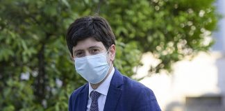 Italia resta bianca, Speranza: “Primo venerdì che non firmo ordinanze”