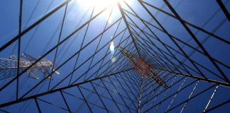 Elettricità, sale al 54,3% quota clienti in mercato libero