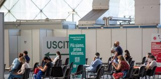 Vaccino covid, Rezza: “Non è detto che bisognerà farlo ogni anno”